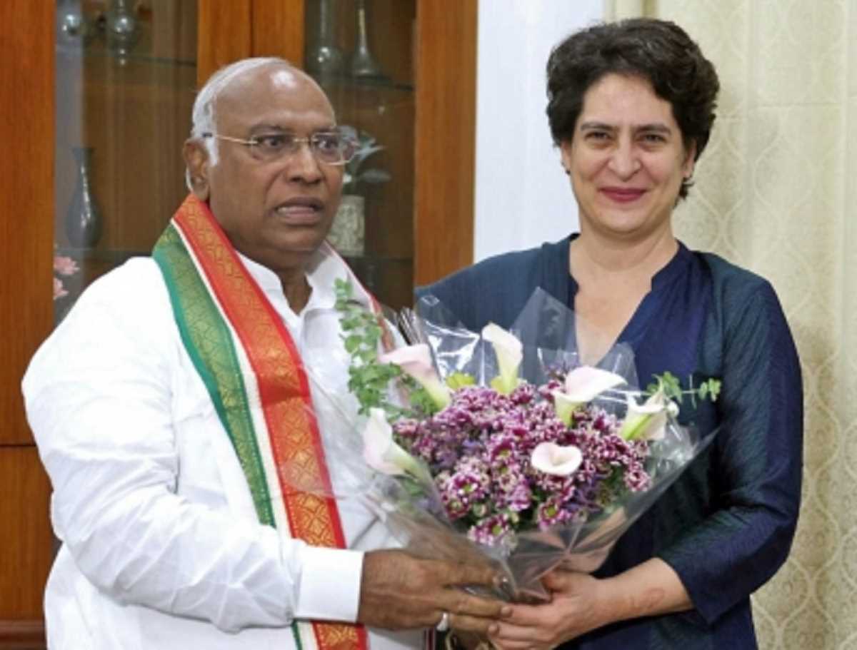 खड़गे की नई टीम में प्रियंका गांधी को मिल सकती है बड़ी भूमिका